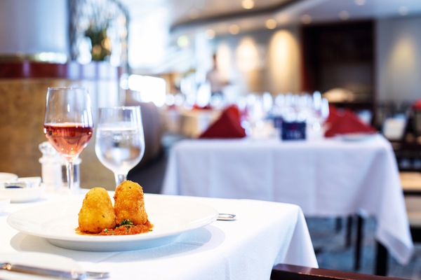 Marella Cruises Marella Explorer Vista ©Cezare White 2.jpg